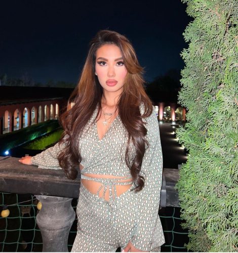 Эскортницы с большой грудью