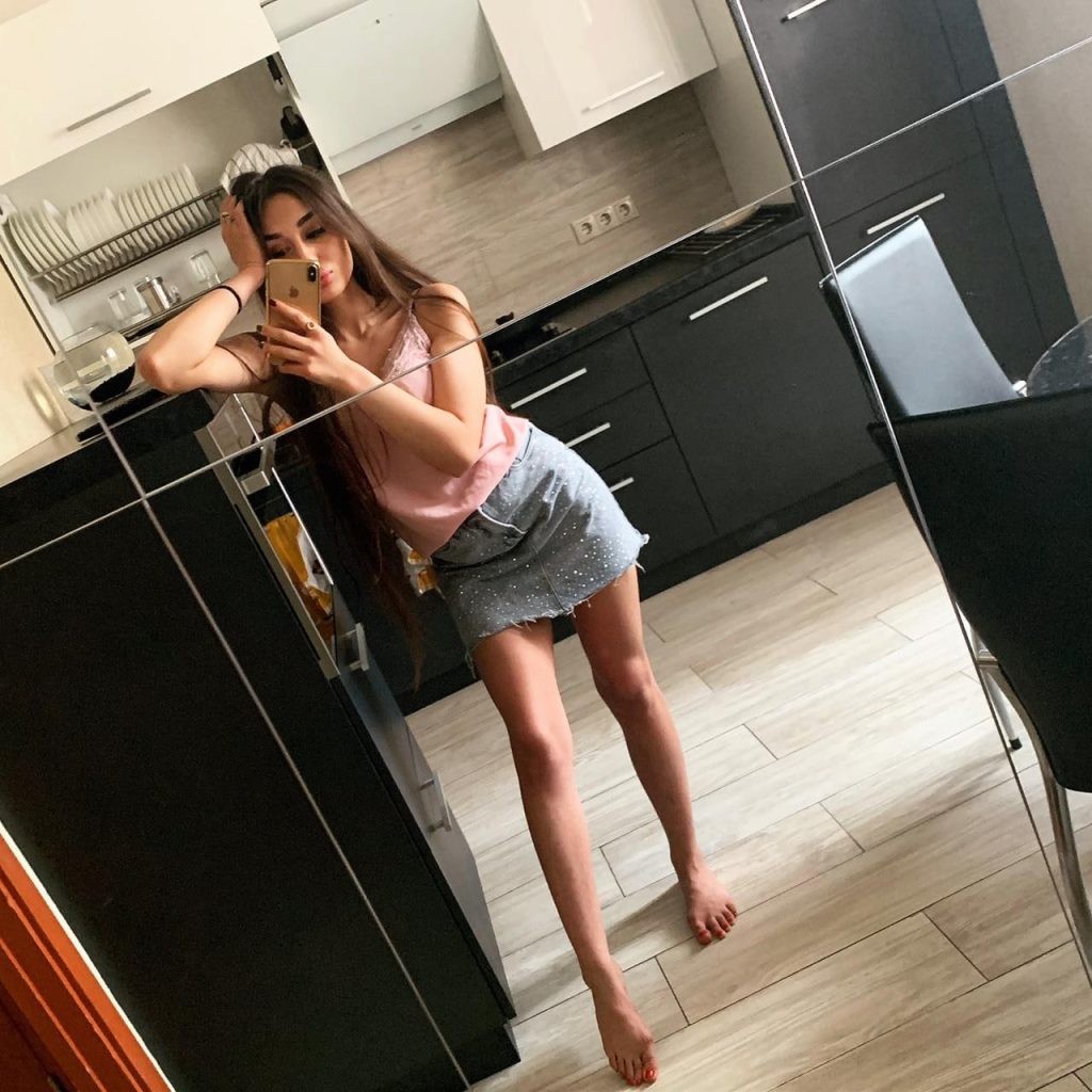 Эскортница Камила в Москве