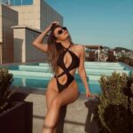 Эскортница Лариса