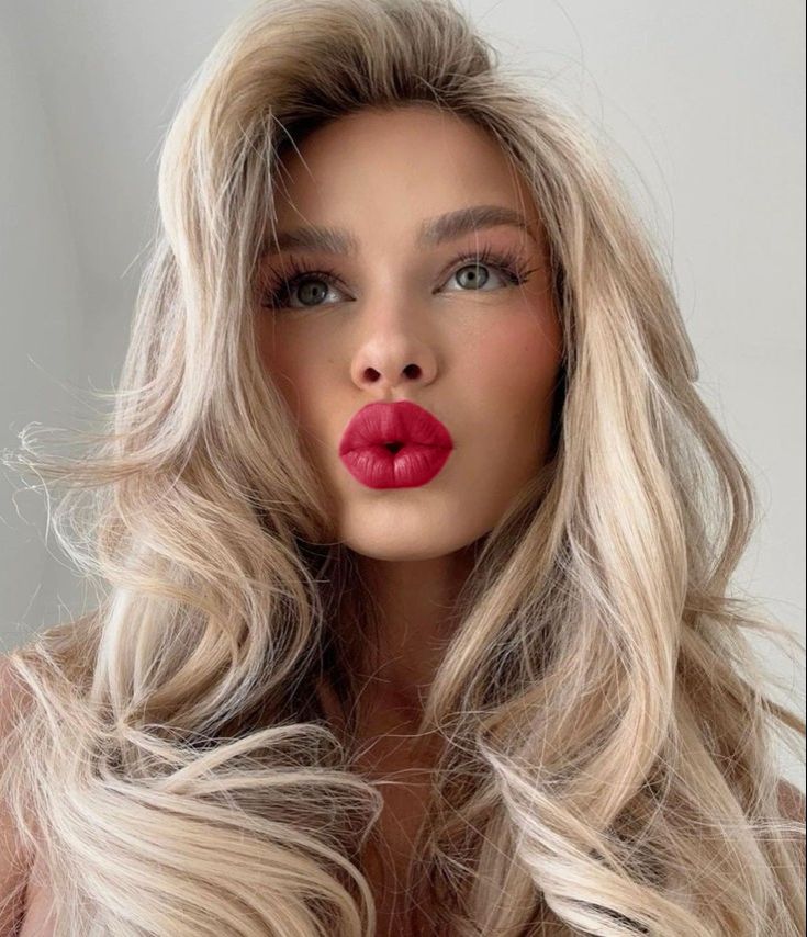 Проститутка в Москве Амели - фото для статьи блога